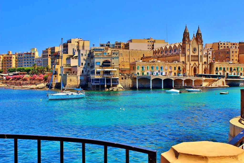 Marvellous Apartment In Tigne Point Sliema Kültér fotó