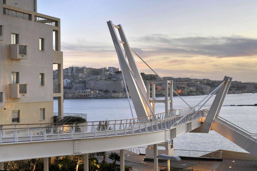 Marvellous Apartment In Tigne Point Sliema Kültér fotó